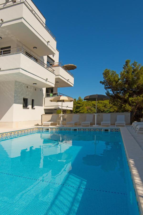 Aparthotel Punta Blu - Pool & Spa Premantura Eksteriør bilde