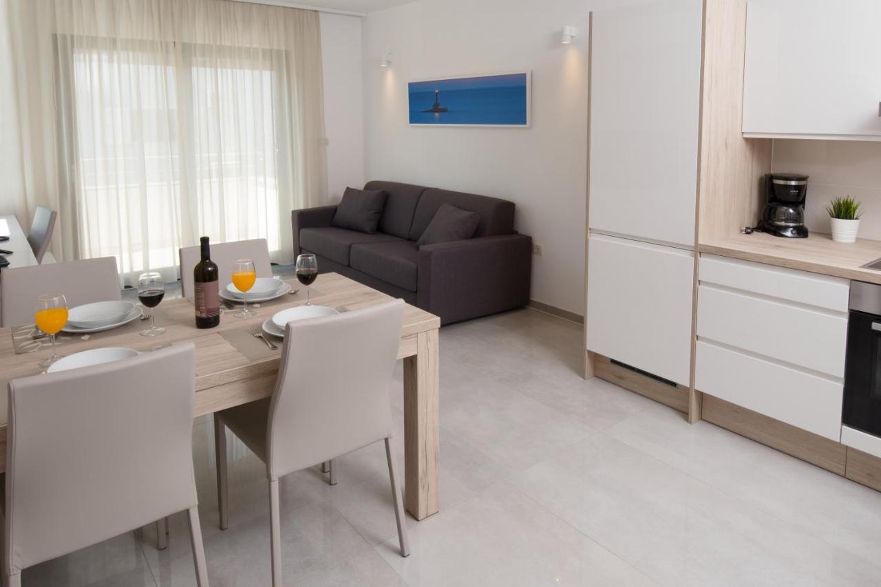 Aparthotel Punta Blu - Pool & Spa Premantura Eksteriør bilde