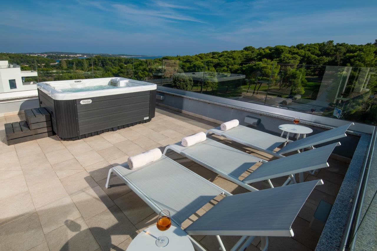 Aparthotel Punta Blu - Pool & Spa Premantura Eksteriør bilde